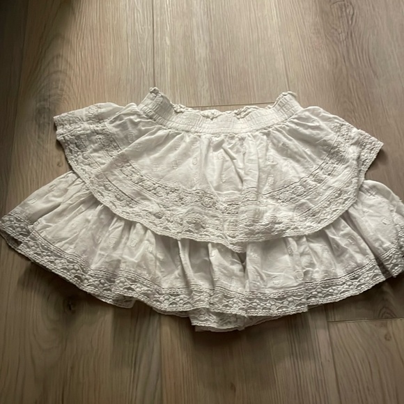 American Eagle Outfitters Dresses & Skirts - American Eagle Skirt with built in shorts